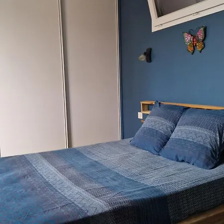 Le Gite De La Tete De L'Art Objat Extérieur photo