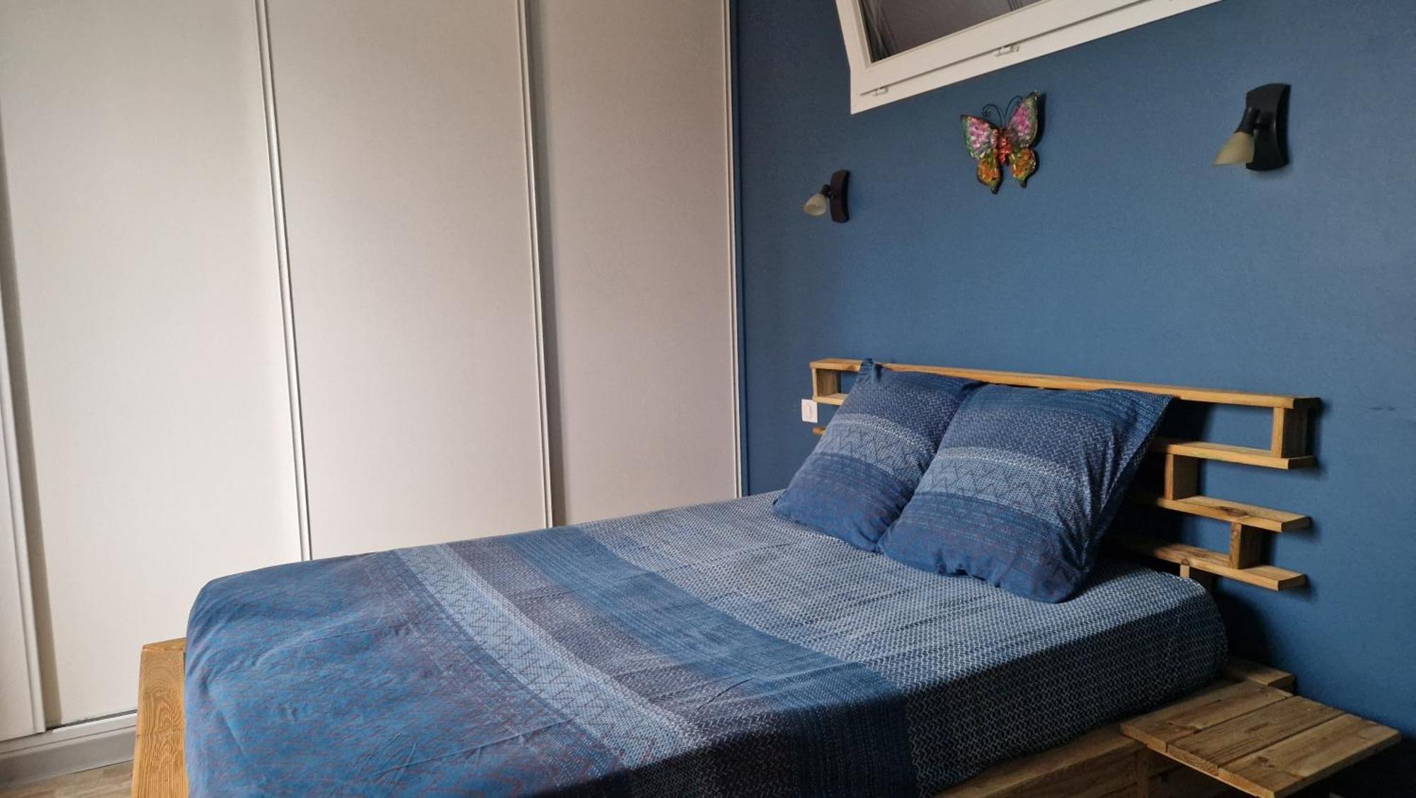 Le De La Tete De L'art Apartment Objat